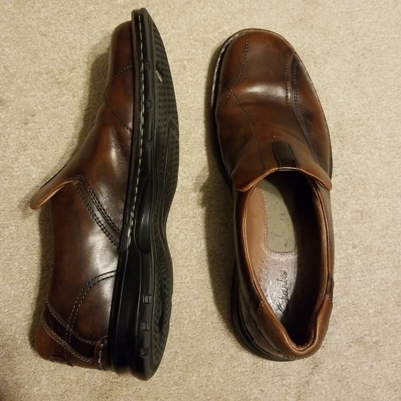 clarks men's escalade